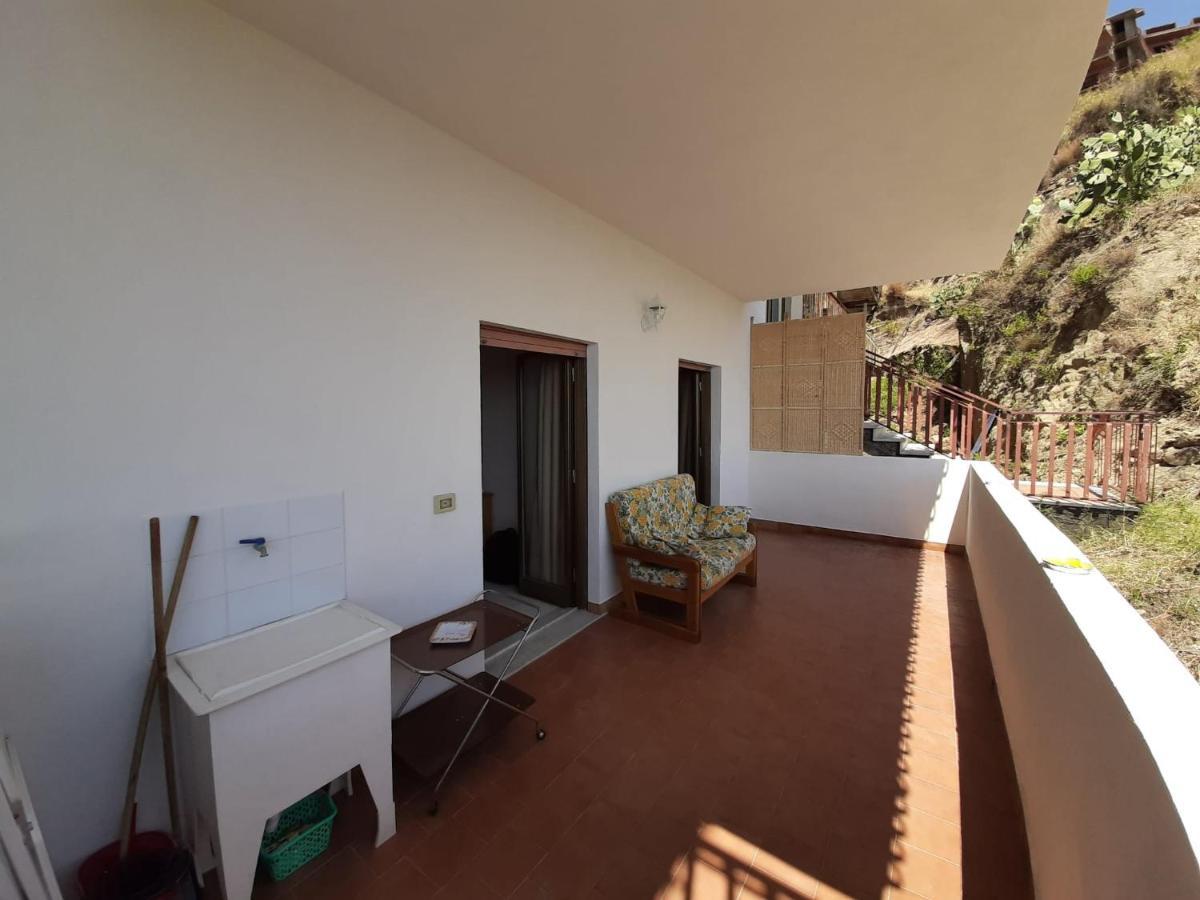 Nuova Casa Giulia Lägenhet Letojanni Exteriör bild