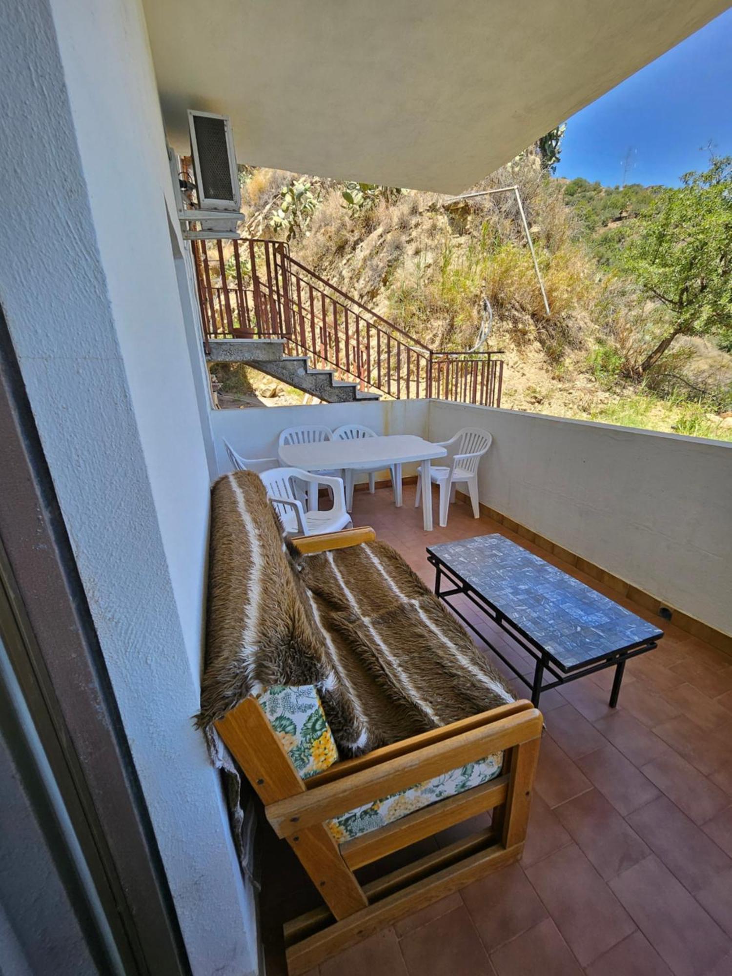 Nuova Casa Giulia Lägenhet Letojanni Exteriör bild